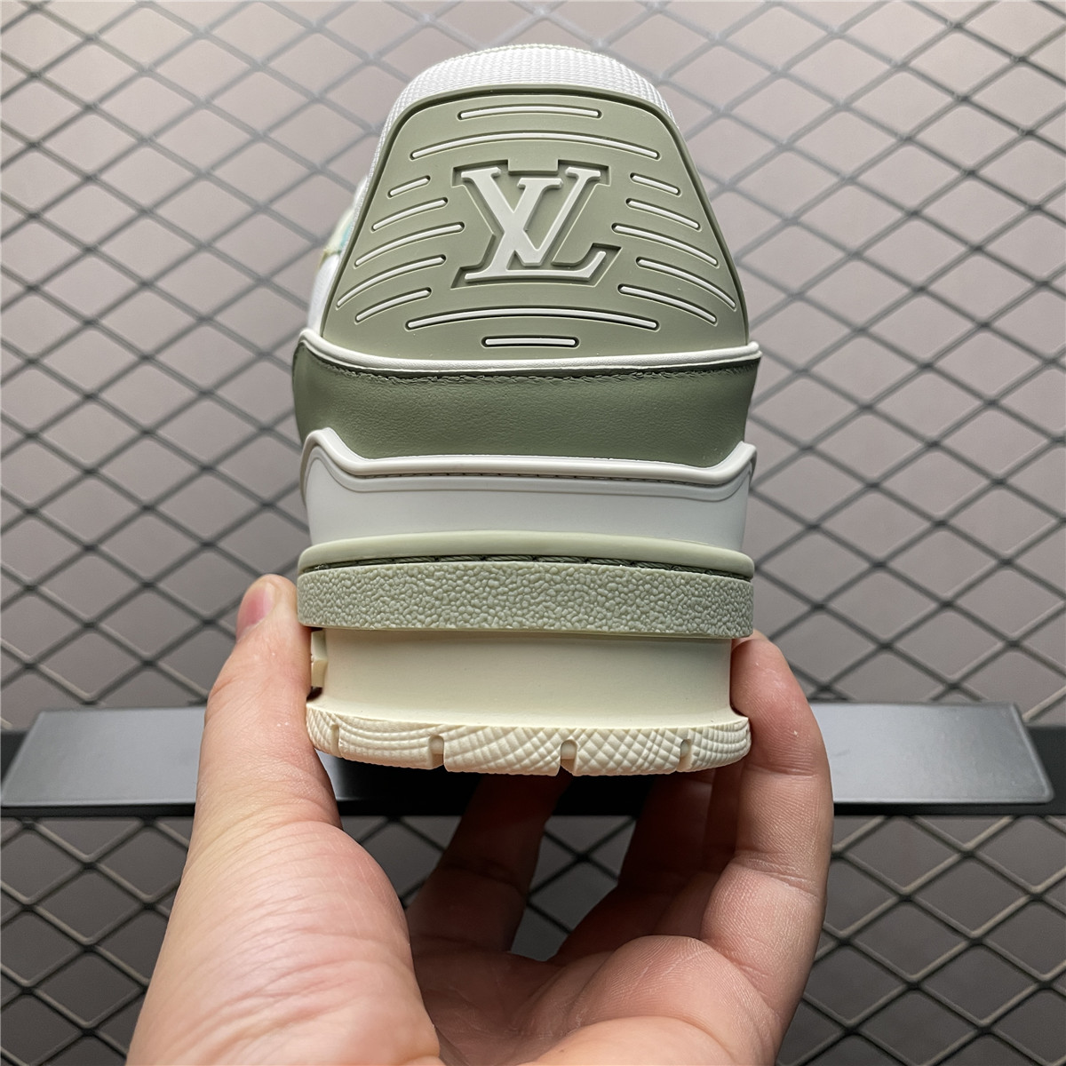 Replica LV Shoe  Louis Vuitton LV Trainer