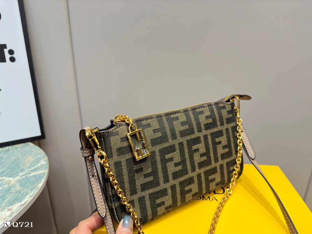 Replica Fendi Bag 21*14CM