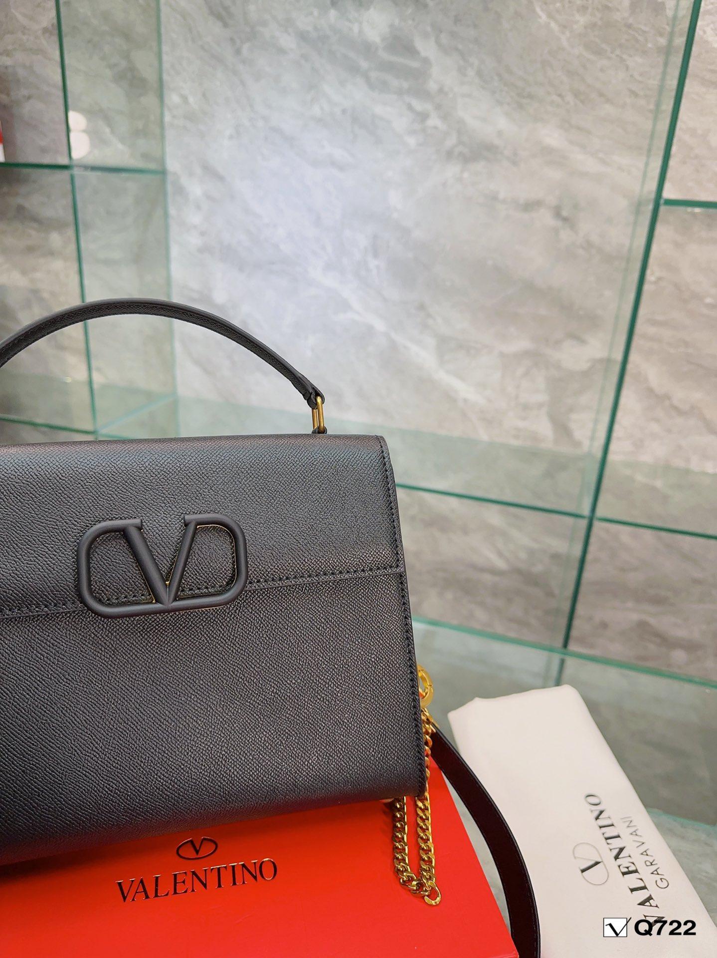 Replica Valentino Bag 26*20CM