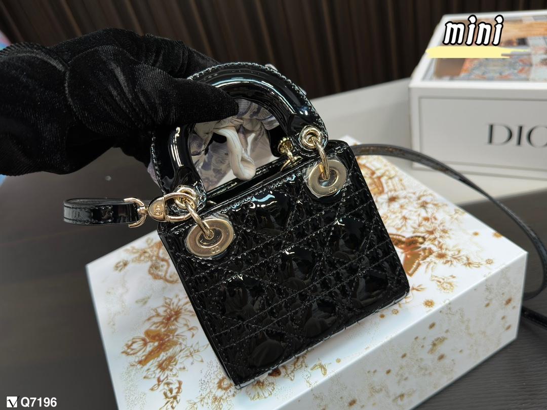 Replica Dior Bag 12*11CM