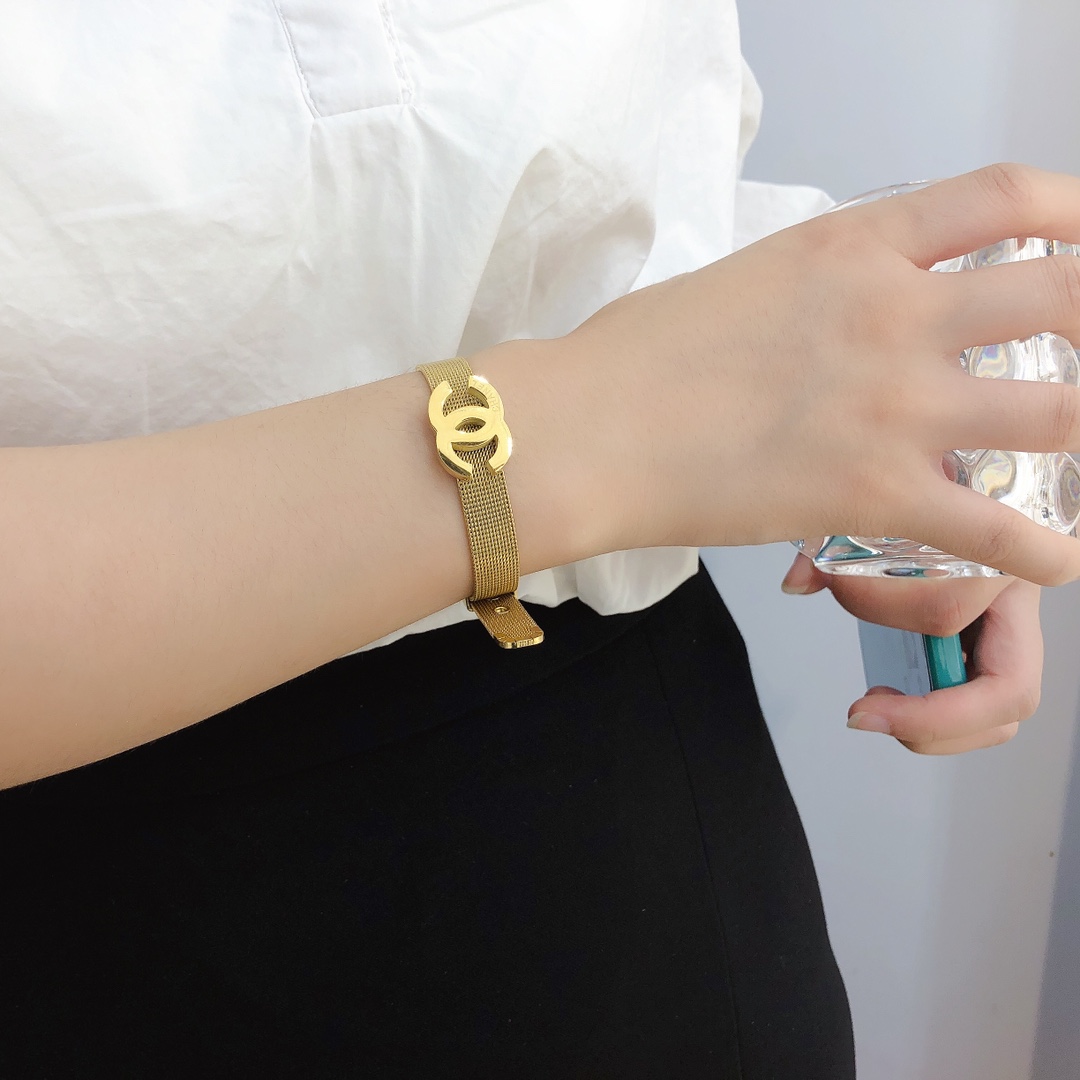 Replica CHANEL Bangle