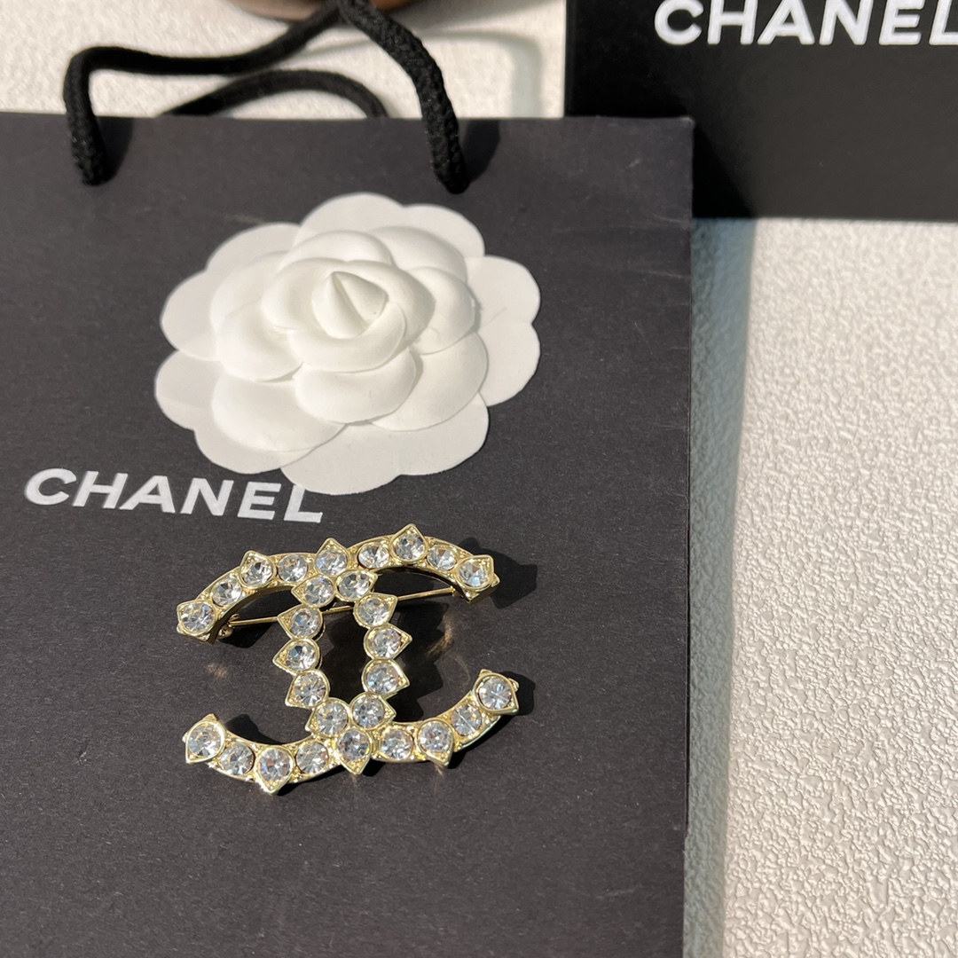 Replica CHANEL Brooch