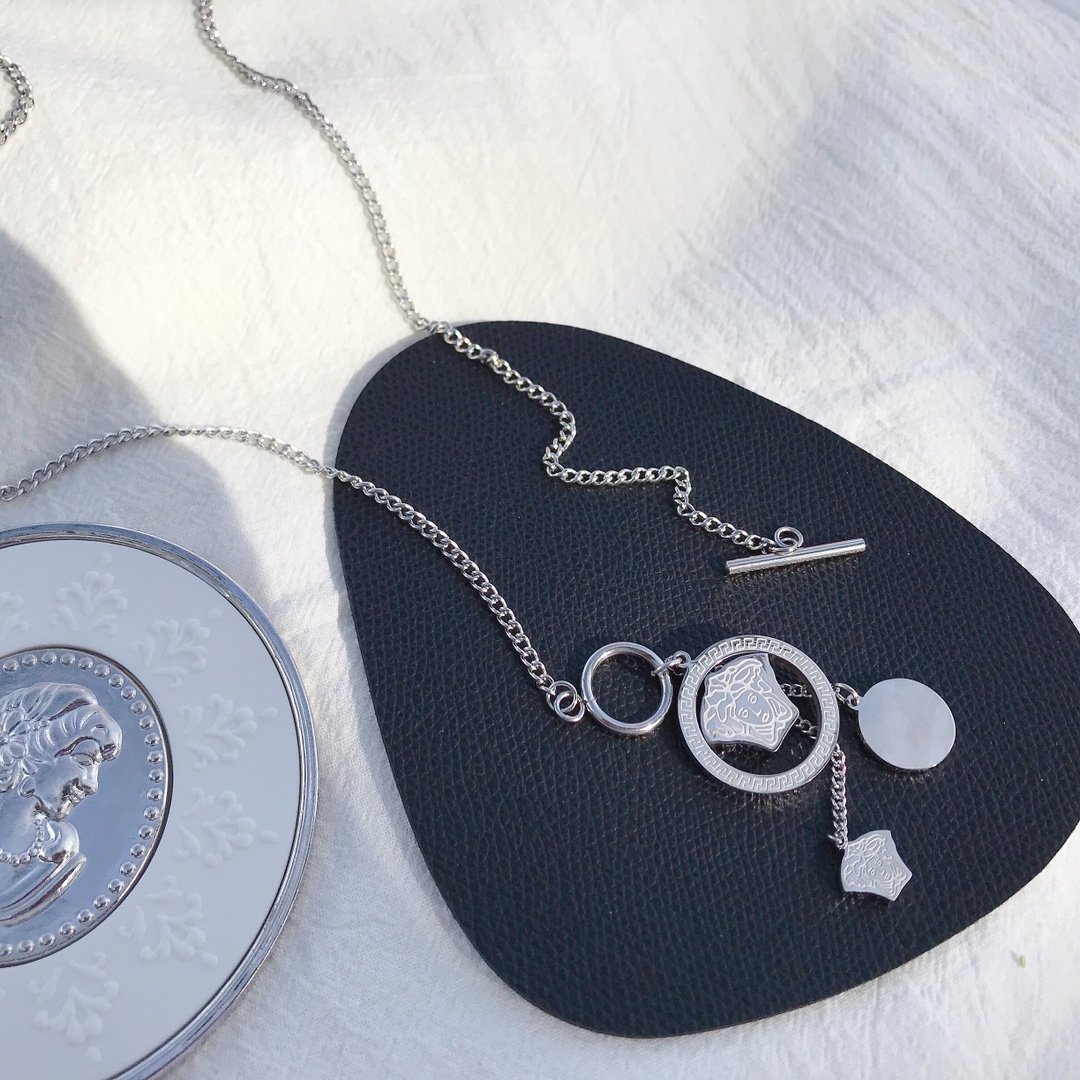 Replica VERSACE Necklace