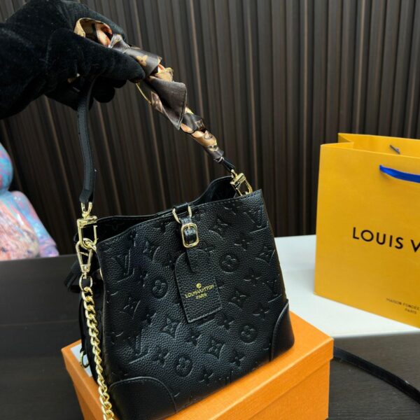 Replica Louis Vuitton Bag 19*20CM