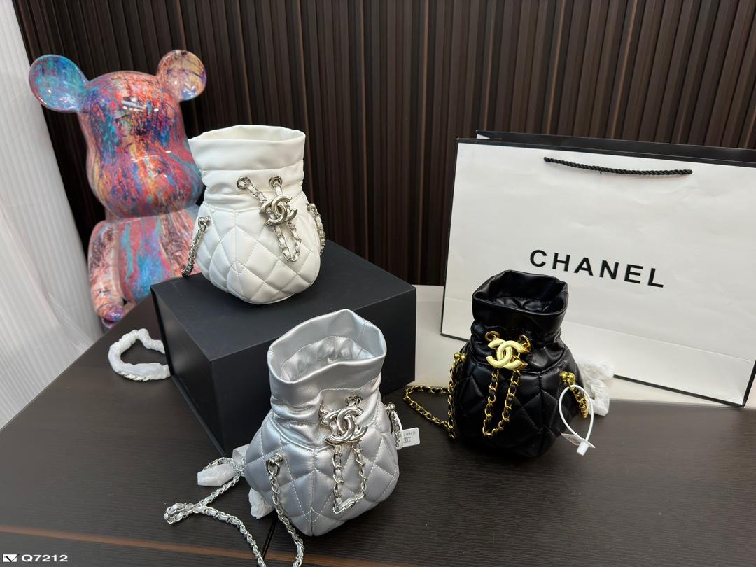 Replica Chanel Bag 15*13CM
