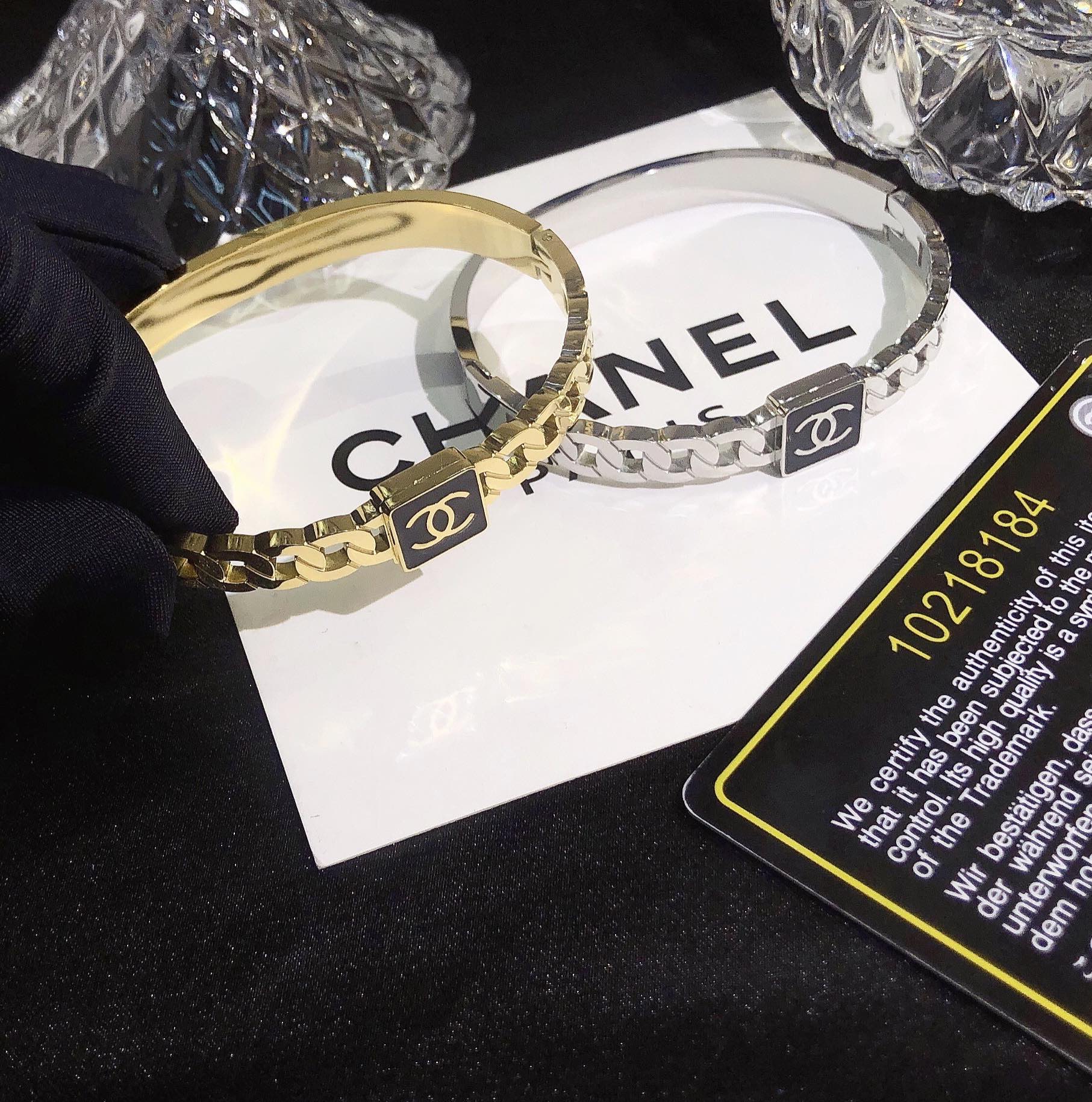 Replica CHANEL Bangle