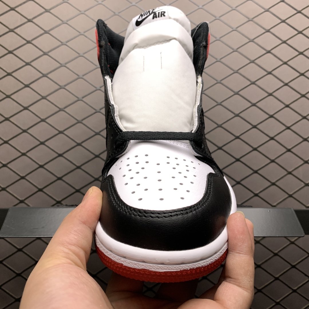 Replica Air Jordan Shoe Air Jordan 1 RetroBlack Toe AJ11 555088-125 40-46 Size M7-M12