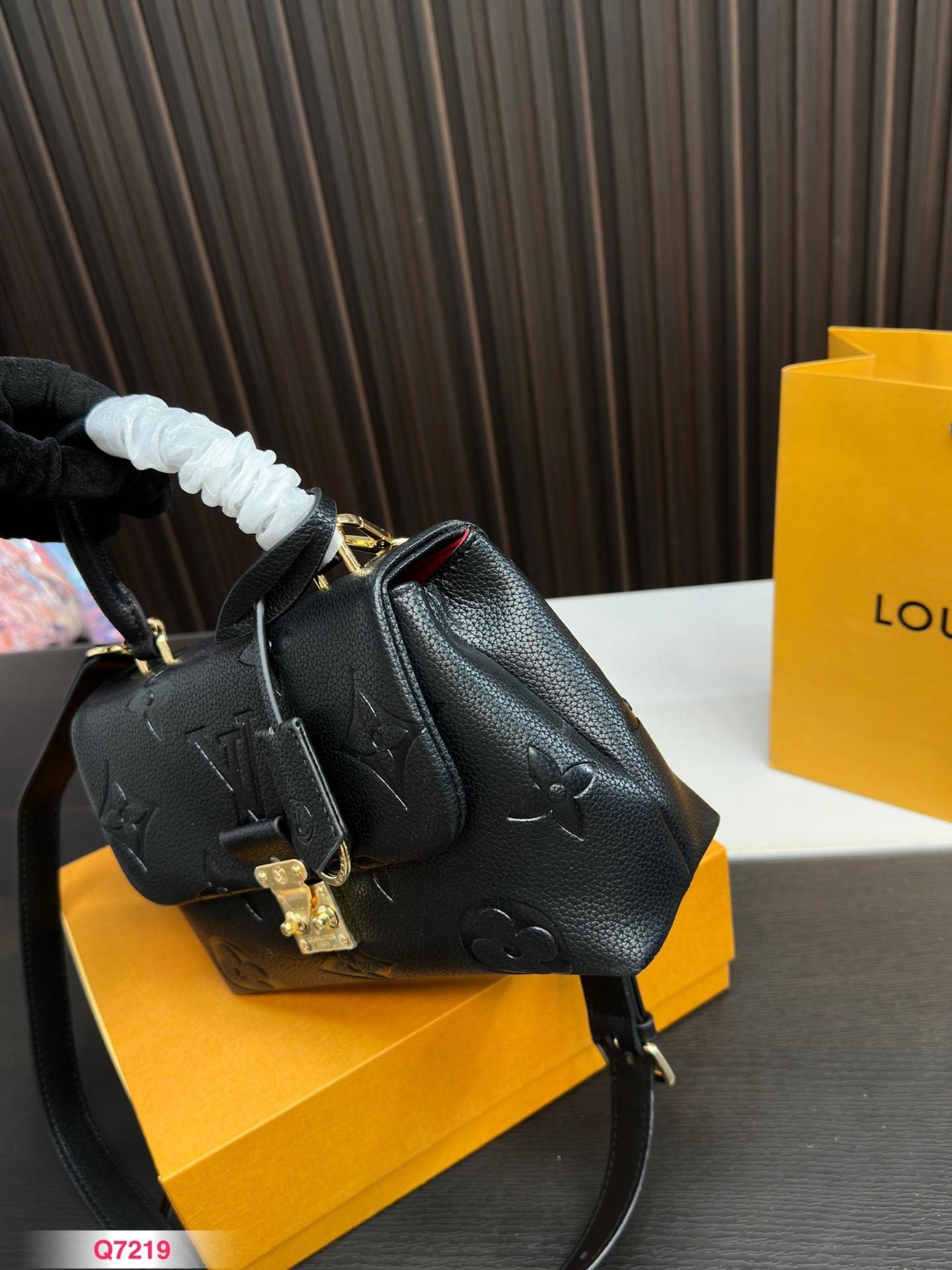 Replica Louis Vuitton Bag 24*15CM