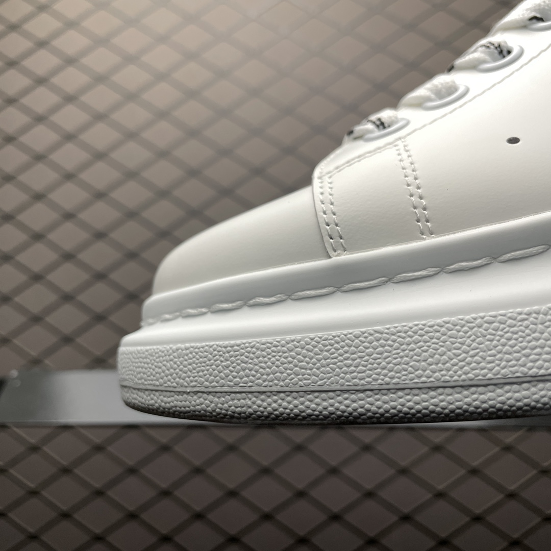 Replica Alexander McQueen Shoe Alexander McQueen size 35-45 with half size