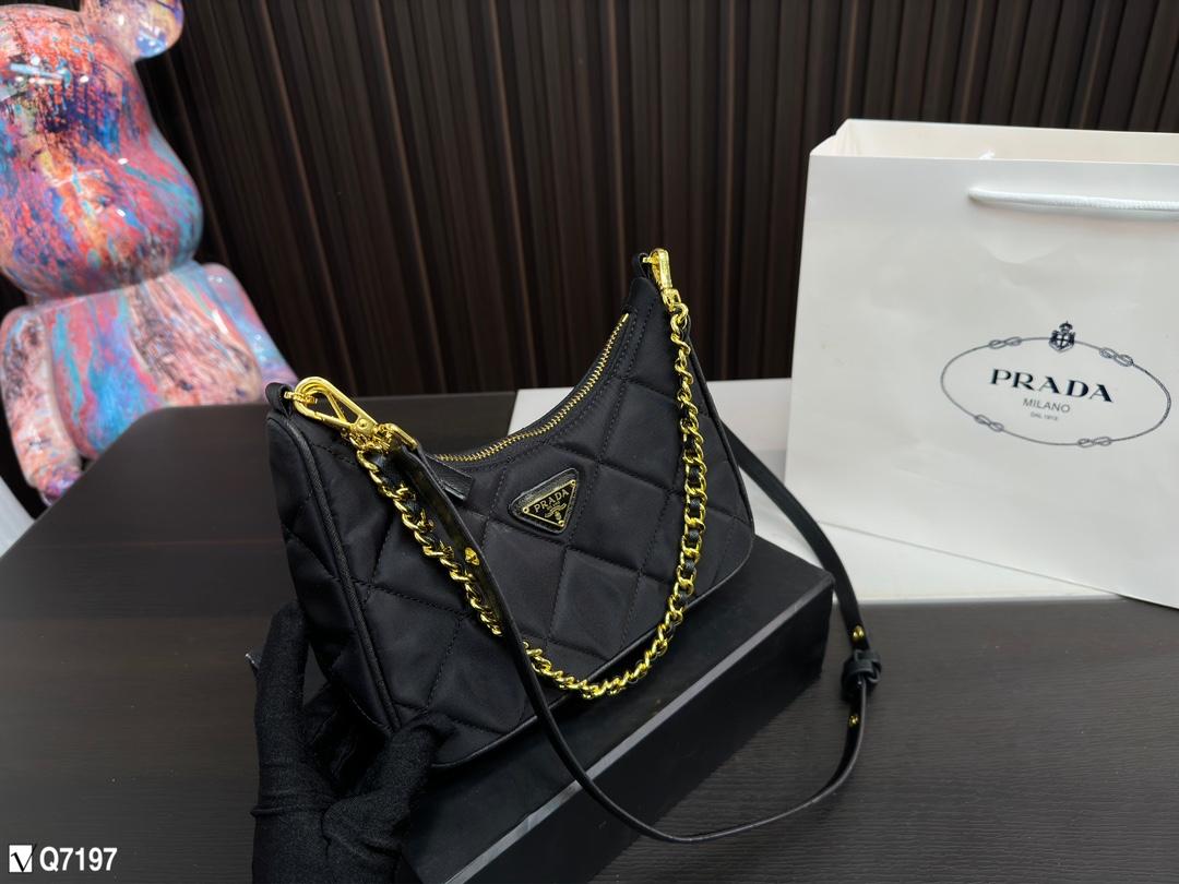 Replica Prada Bag 11*21CM