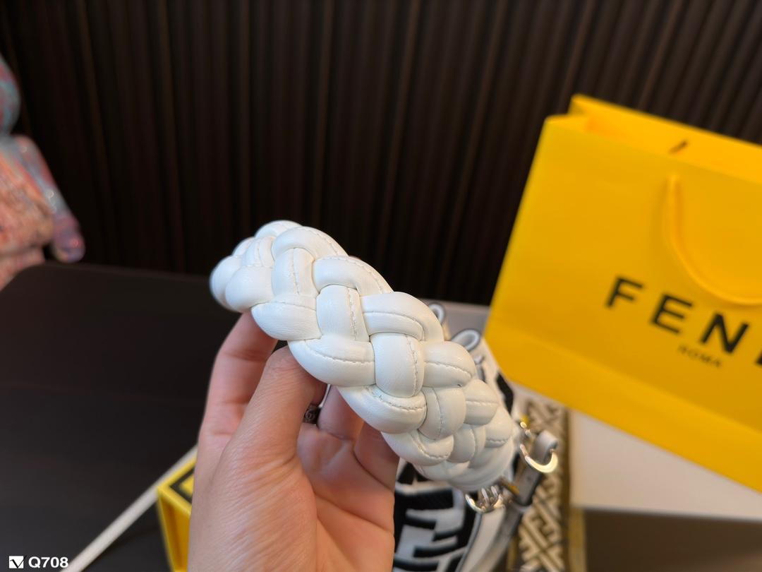Replica Fendi Bag 12*17CM