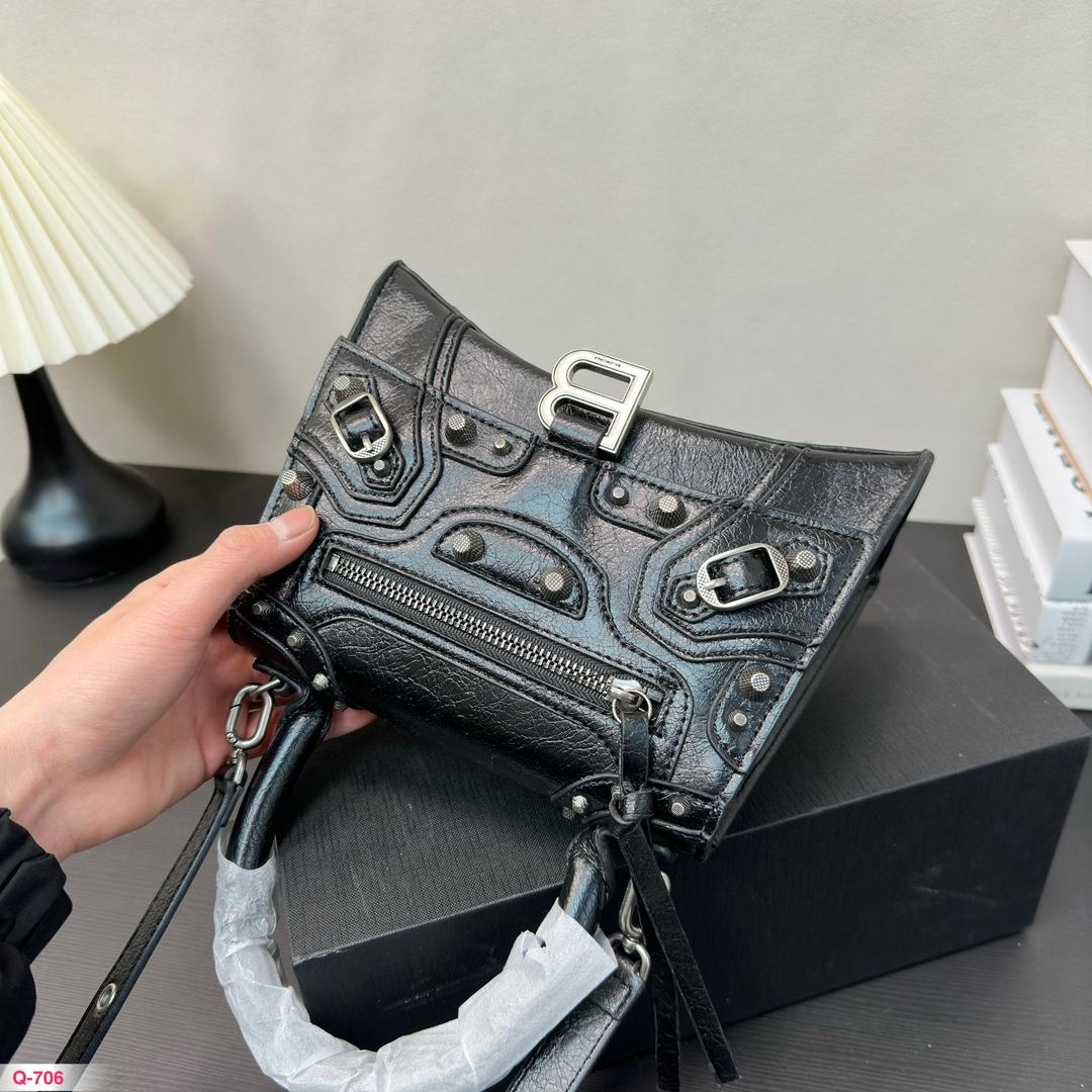Replica Balenciaga Bag 26*16CM/22*14CM