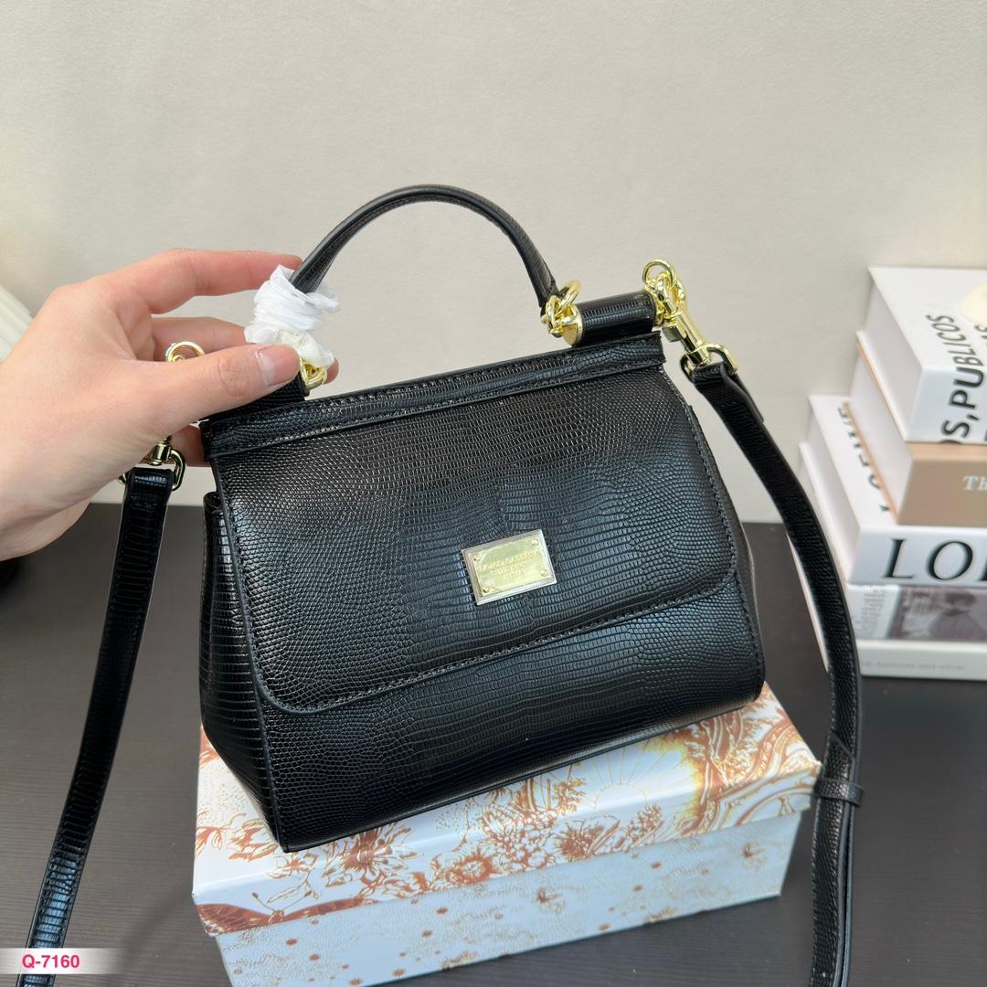 Replica Dolce Gabbana Bag 21*18CM