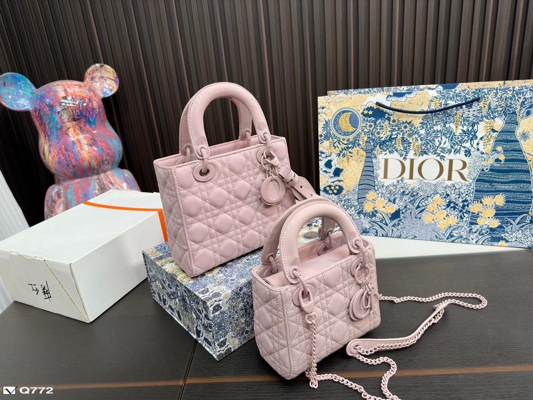 Replica Dior Bag  17*20CM/17*14CM