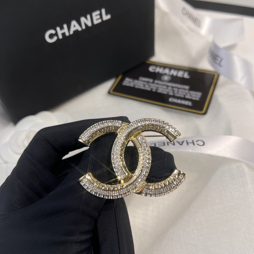 Replica CHANEL Brooch