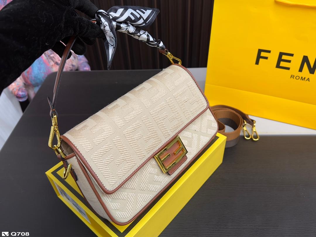 Replica Fendi Bag 15*26CM