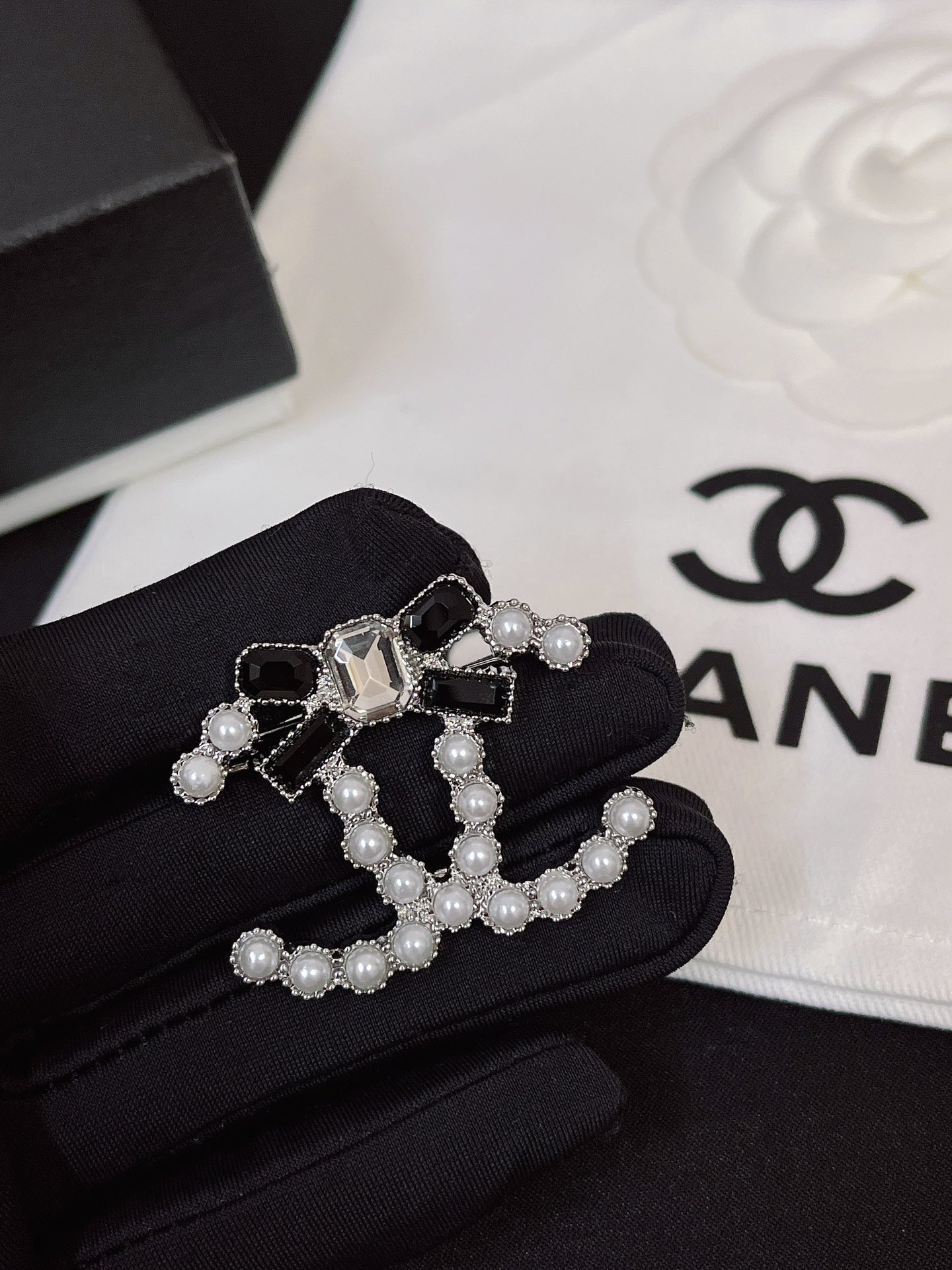 Replica CHANEL Brooch