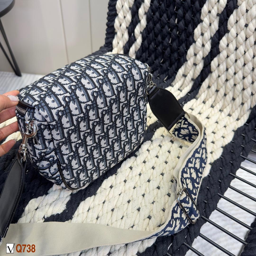 Replica Dior Bag  20CM