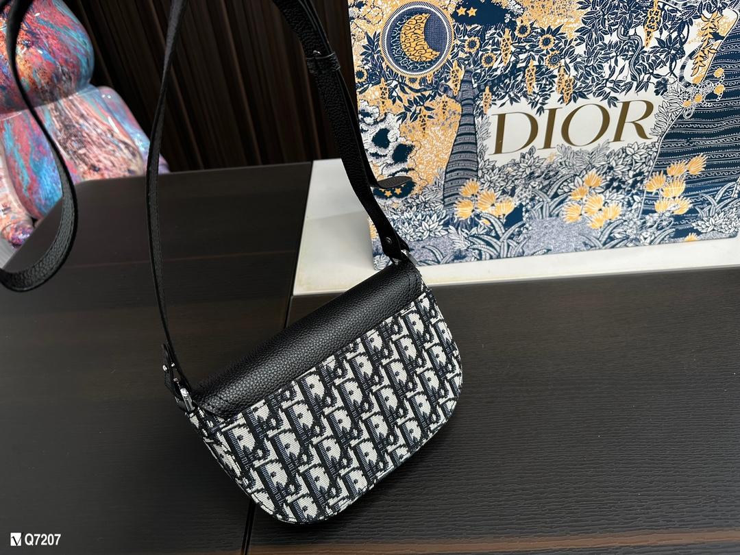 Replica Dior Bag 19*12CM