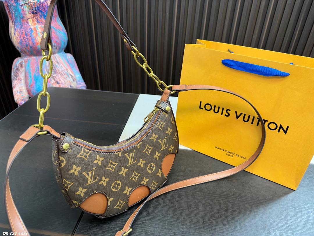 Replica Louis Vuitton Bag 13*24CM
