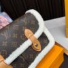 Replica Louis Vuitton Bag 26*15CM