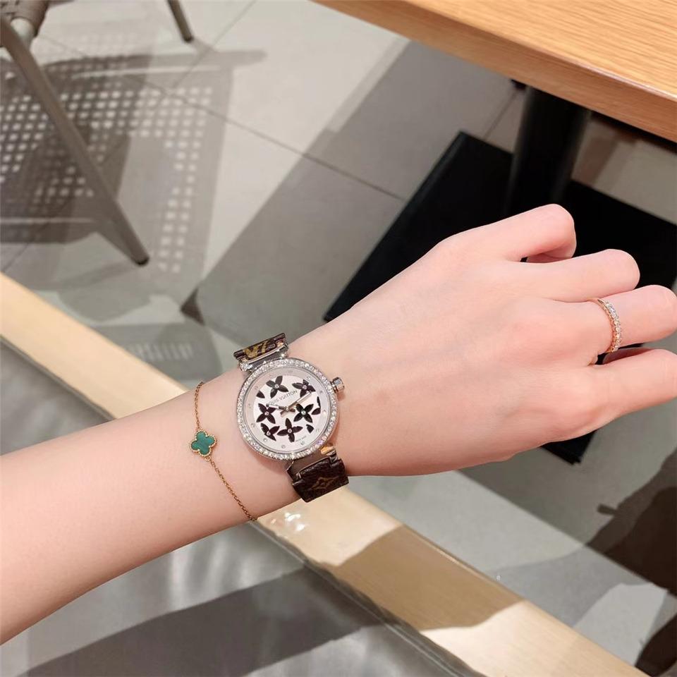 Replica LOUIS VUITTON LV 904l Stainless Steel Quartz Watch 33MM