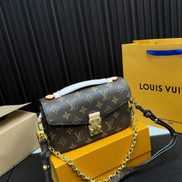 Replica Louis Vuitton Bag 21*13*6CM