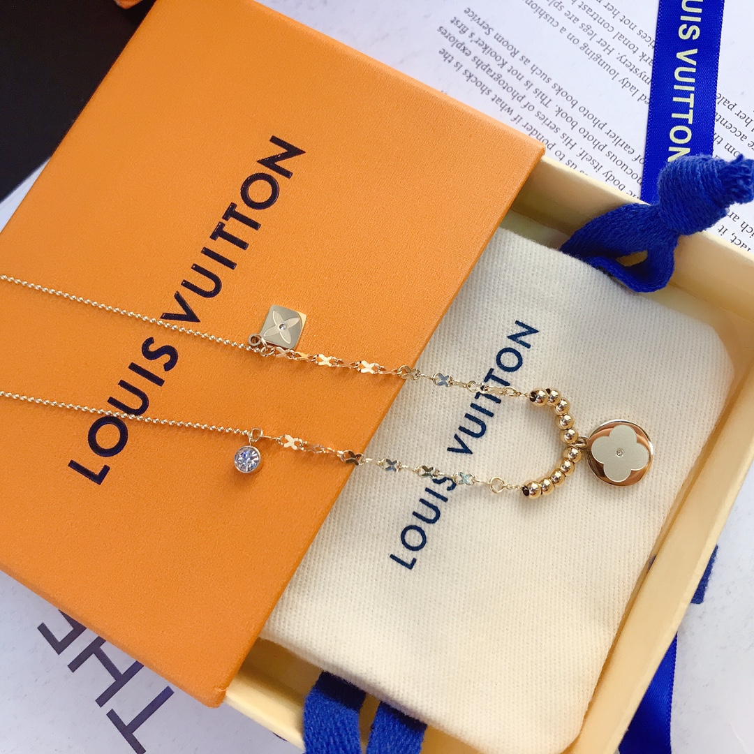 Replica LOUIS VUITTON Necklace