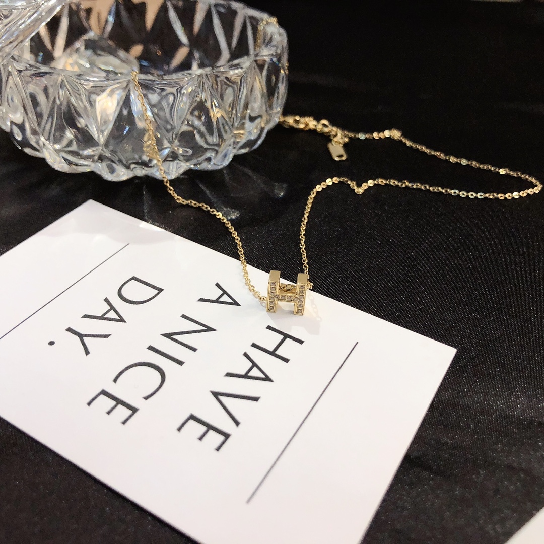 Replica HERMES Necklace