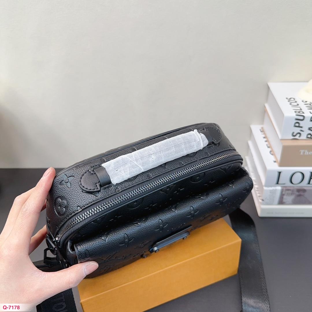Replica Louis Vuitton Bag 27*17CM