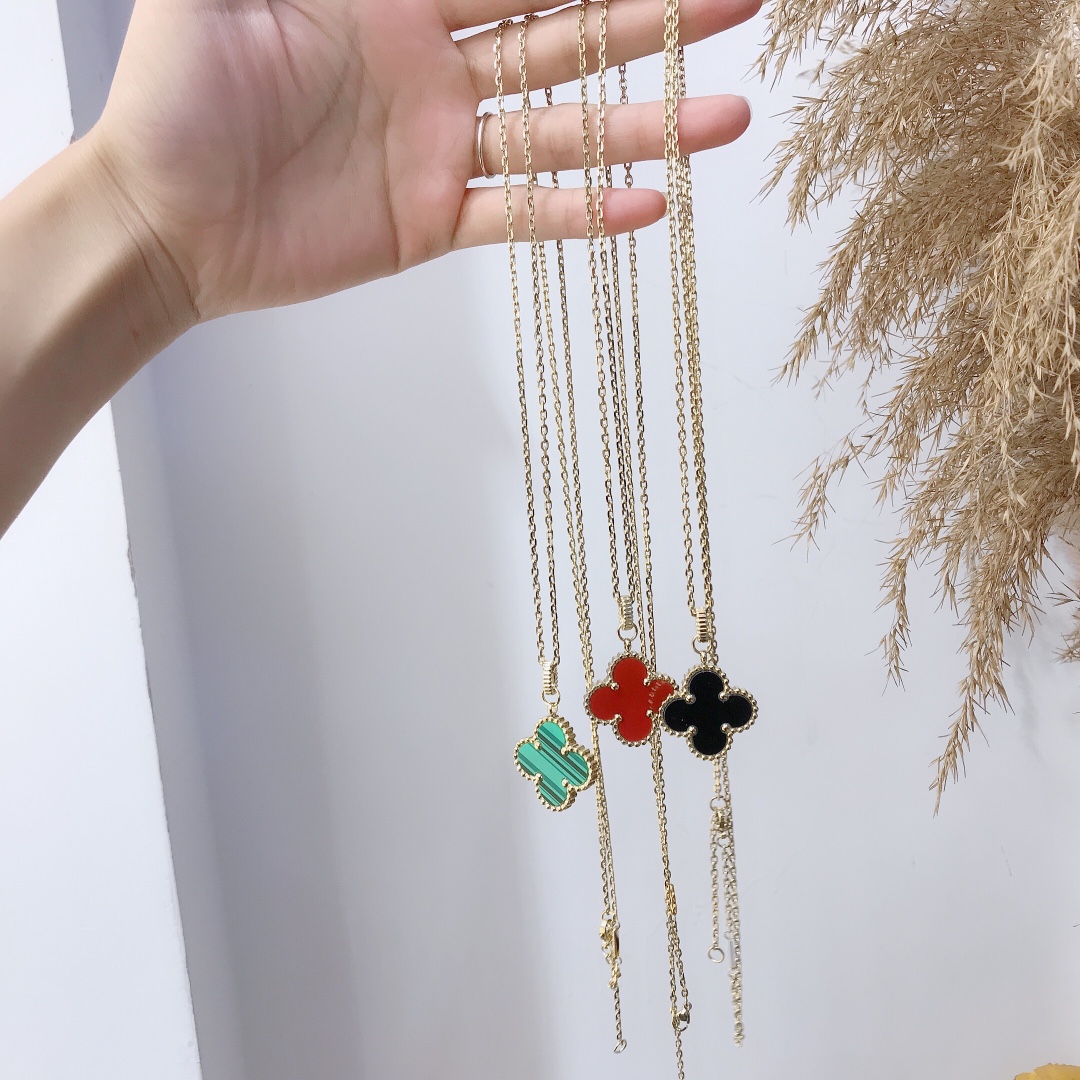 Replica VanCleef Arpels Necklace