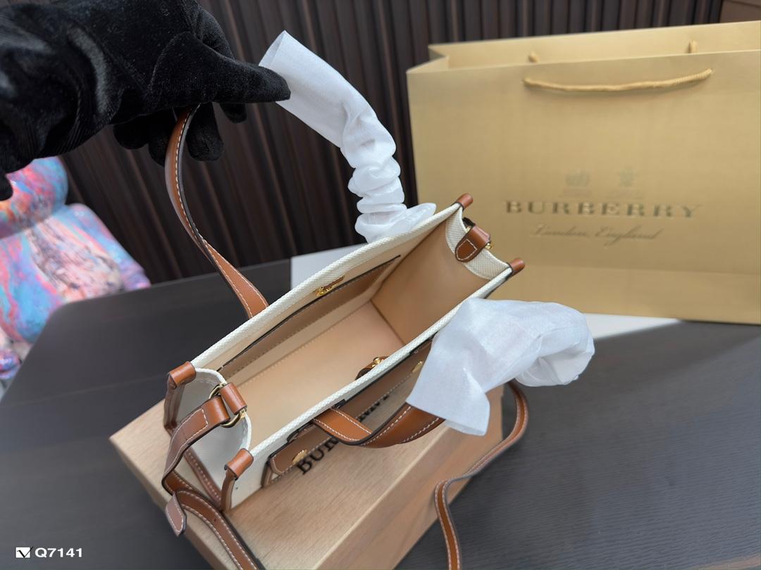 Replica Burberry Bag 19*22CM