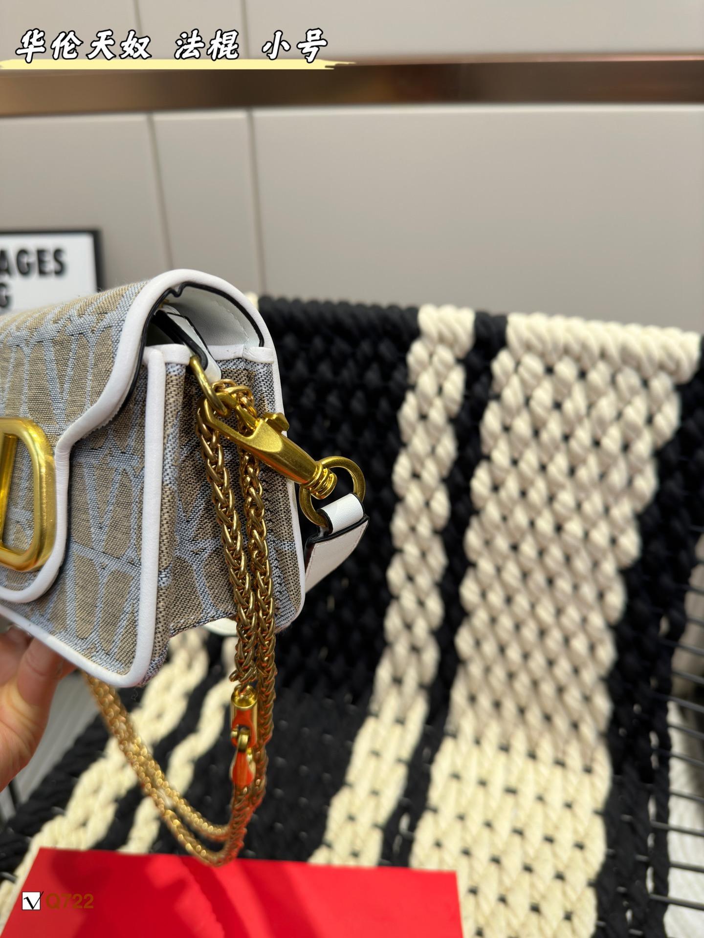 Replica Valentino Bag 20*10CM