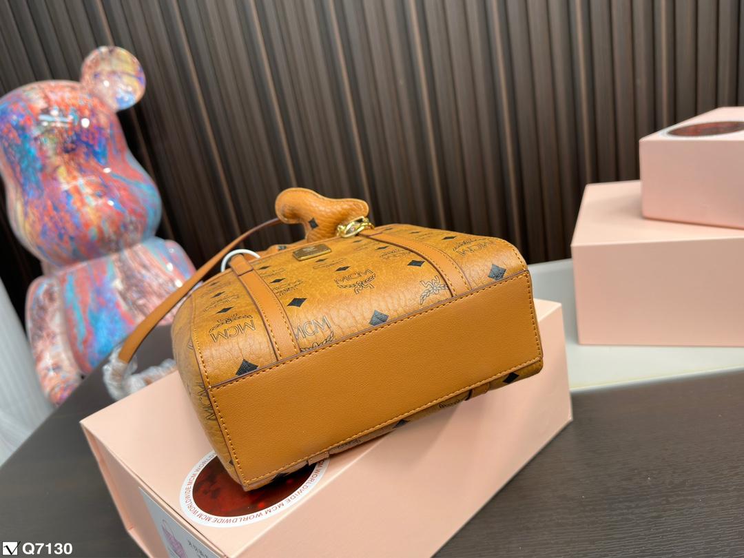 Replica MCM Bag 18*19CM