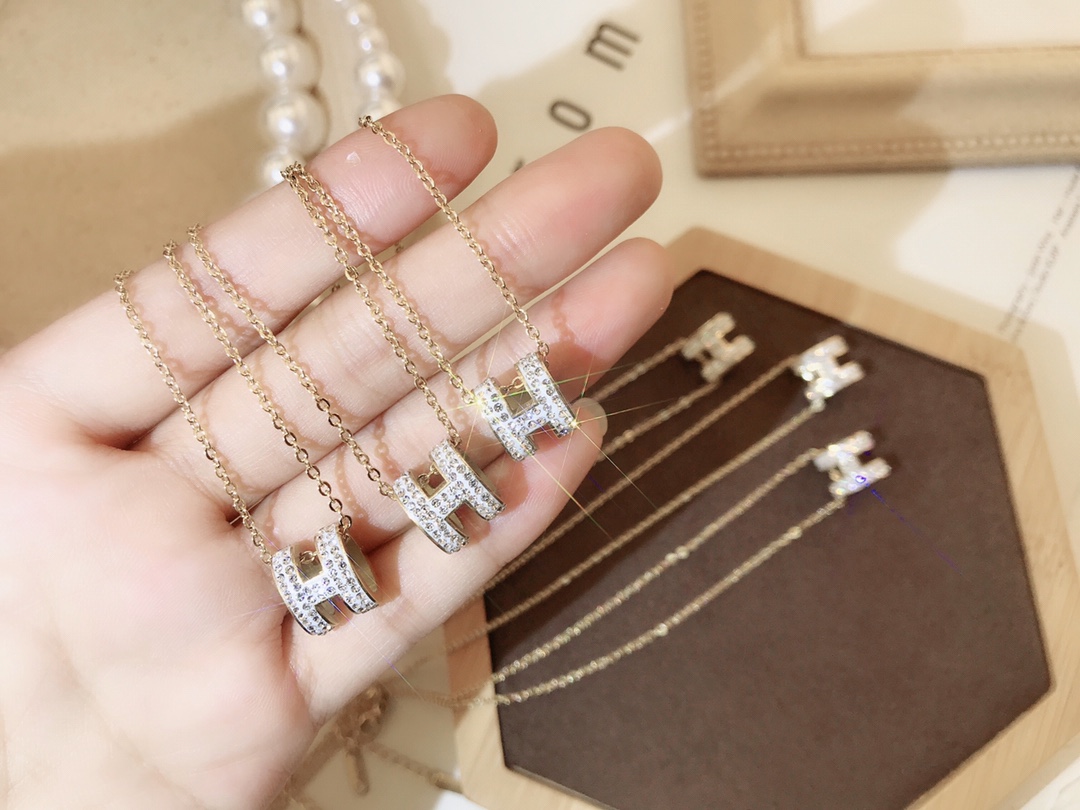 Replica HERMES Necklace