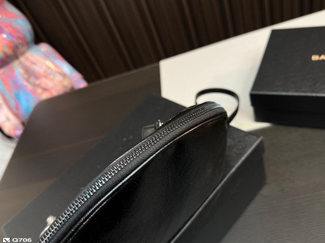 Replica Balenciaga Bag 19*16CM