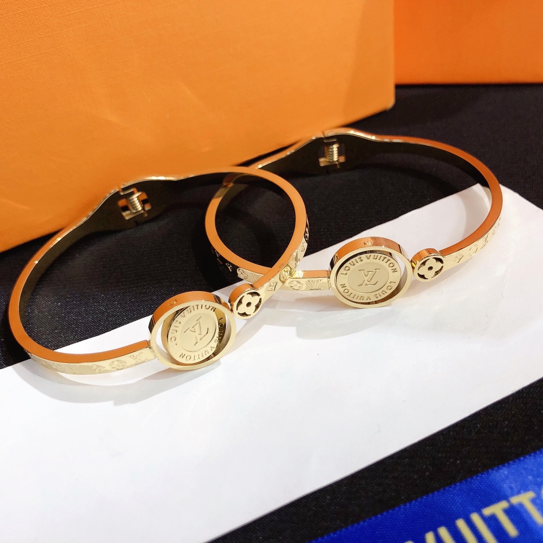 Replica LOUIS VUITTON Bangle