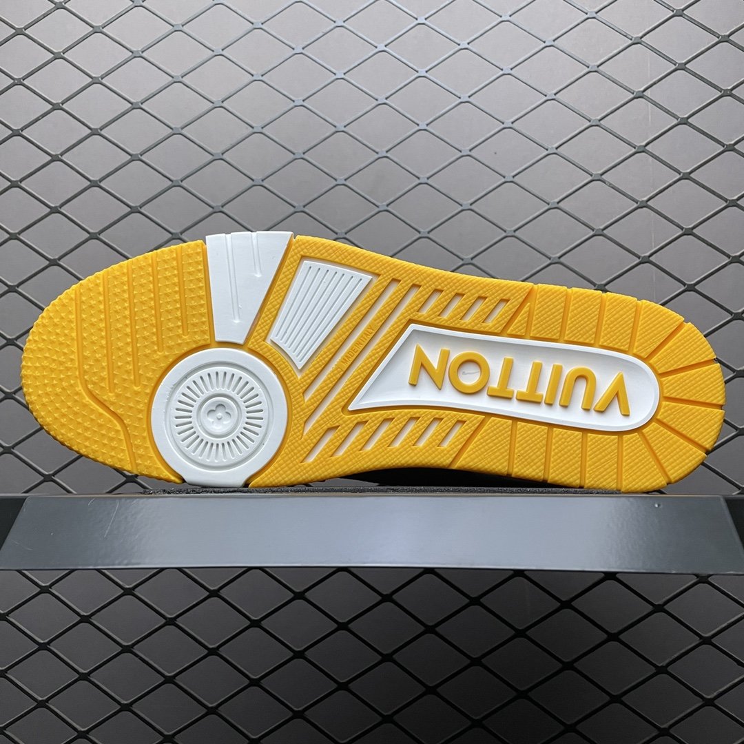 Replica Louis Vuitton Shoe Louis Vuitton Trail Sneaker LV YELLOW SIZE 38-45_01917
