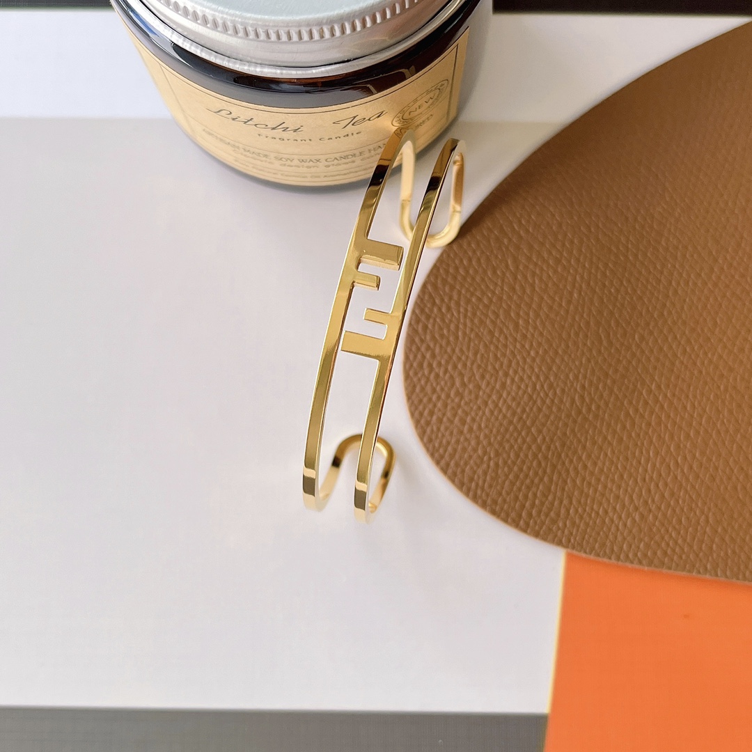 Replica FENDI Bangle