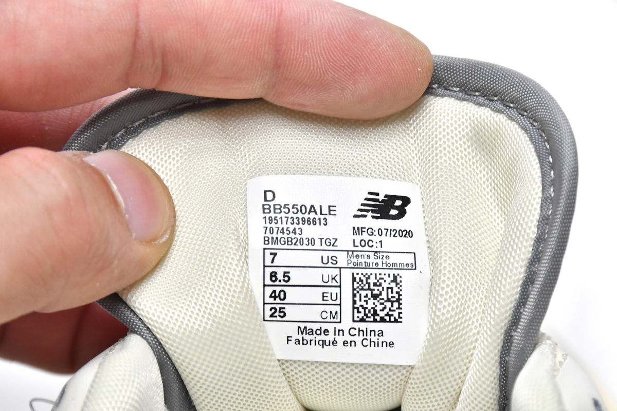 Replica New Balance Shoe BB550ALE Aim Leon Dore x New Balance 550 Silver