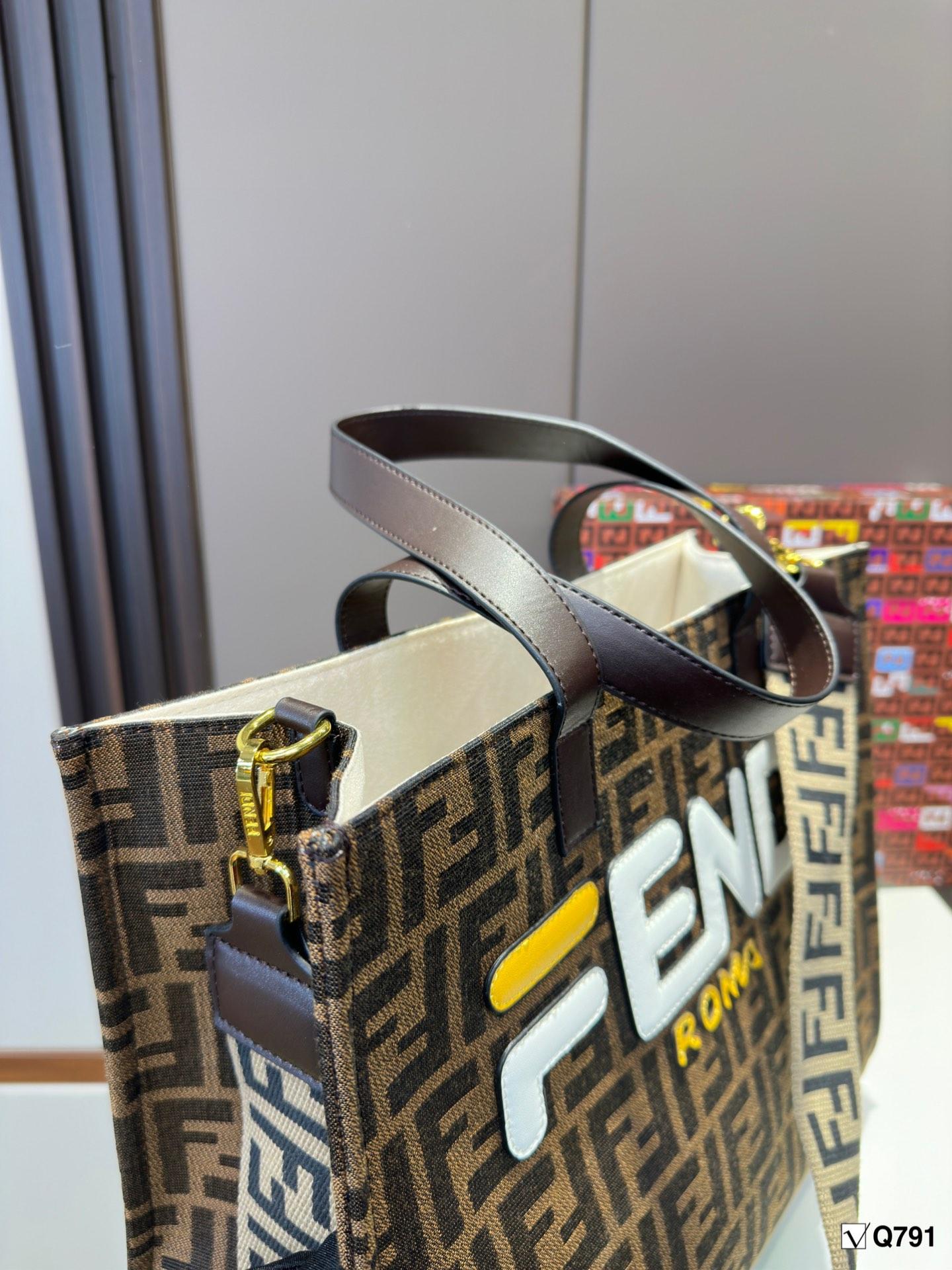 Replica Fendi Bag 36*30CM