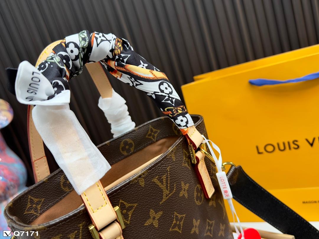 Replica Louis Vuitton Bag 20*20CM