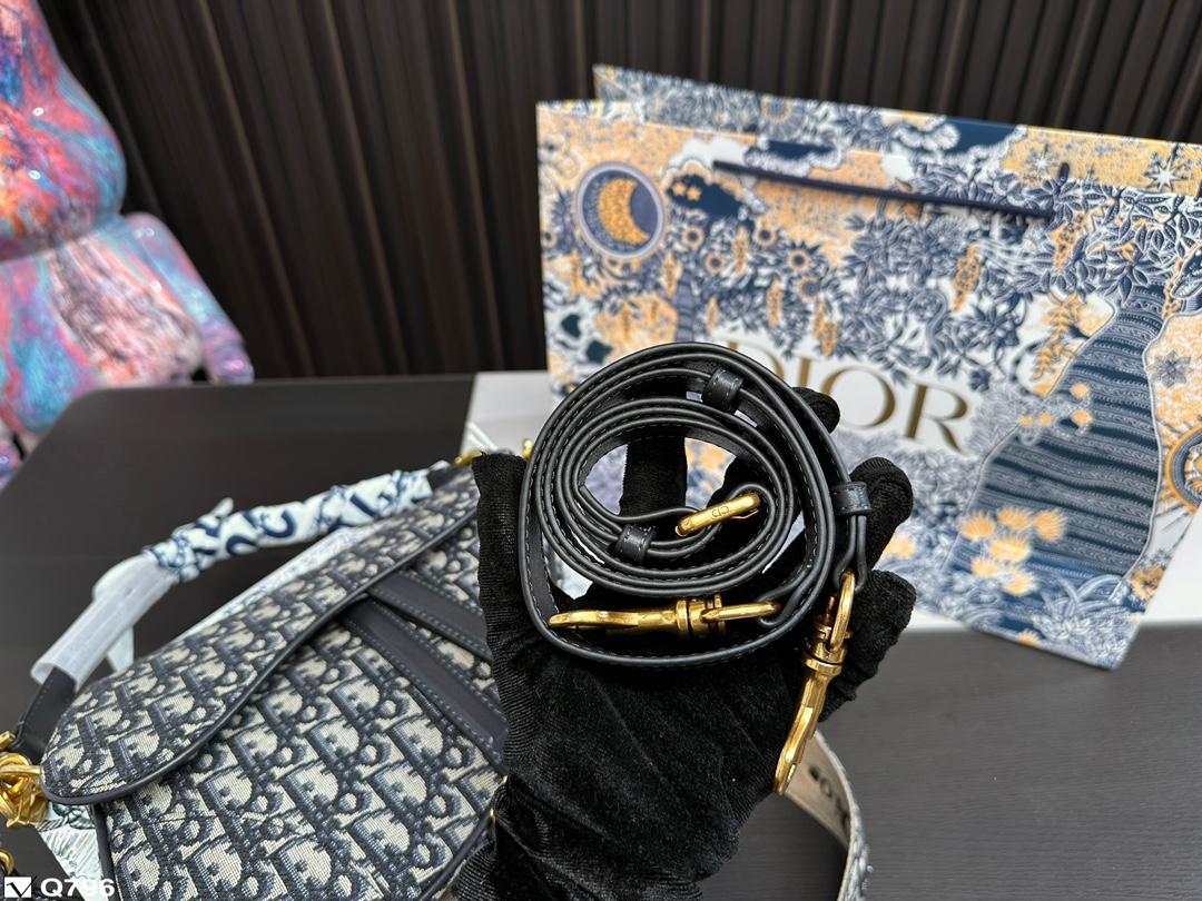 Replica Dior Bag 23*19CM