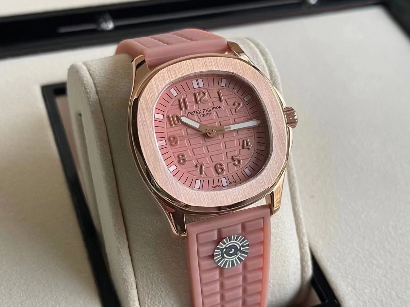 Replica Patek Philippe Aquanaut 904l Stainless Steel Quartz Watch 36mm