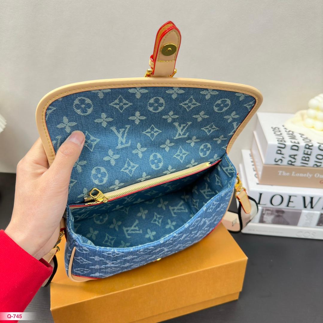 Replica Louis Vuitton Bag 16*25CM