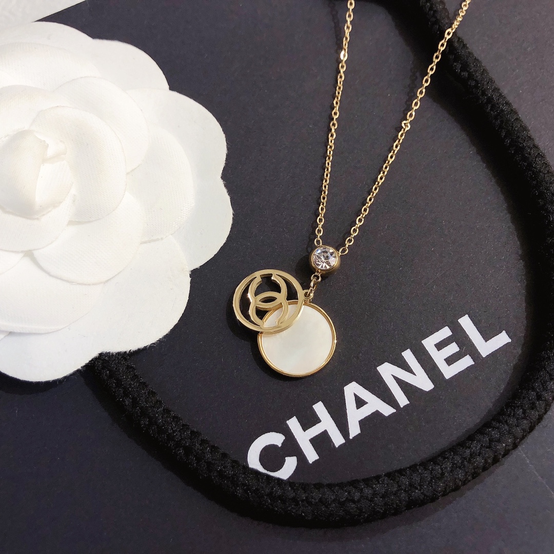 Replica CHANEL Necklace