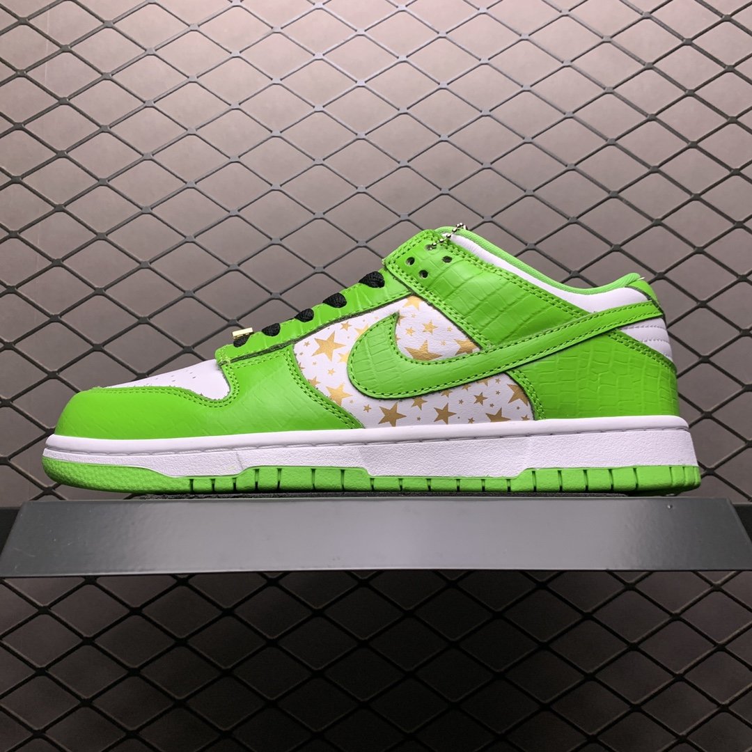 Replica Nike Dunk SB Shoe Supreme x Nike SB Dunk Low SUP DH3228-104 36-47.5