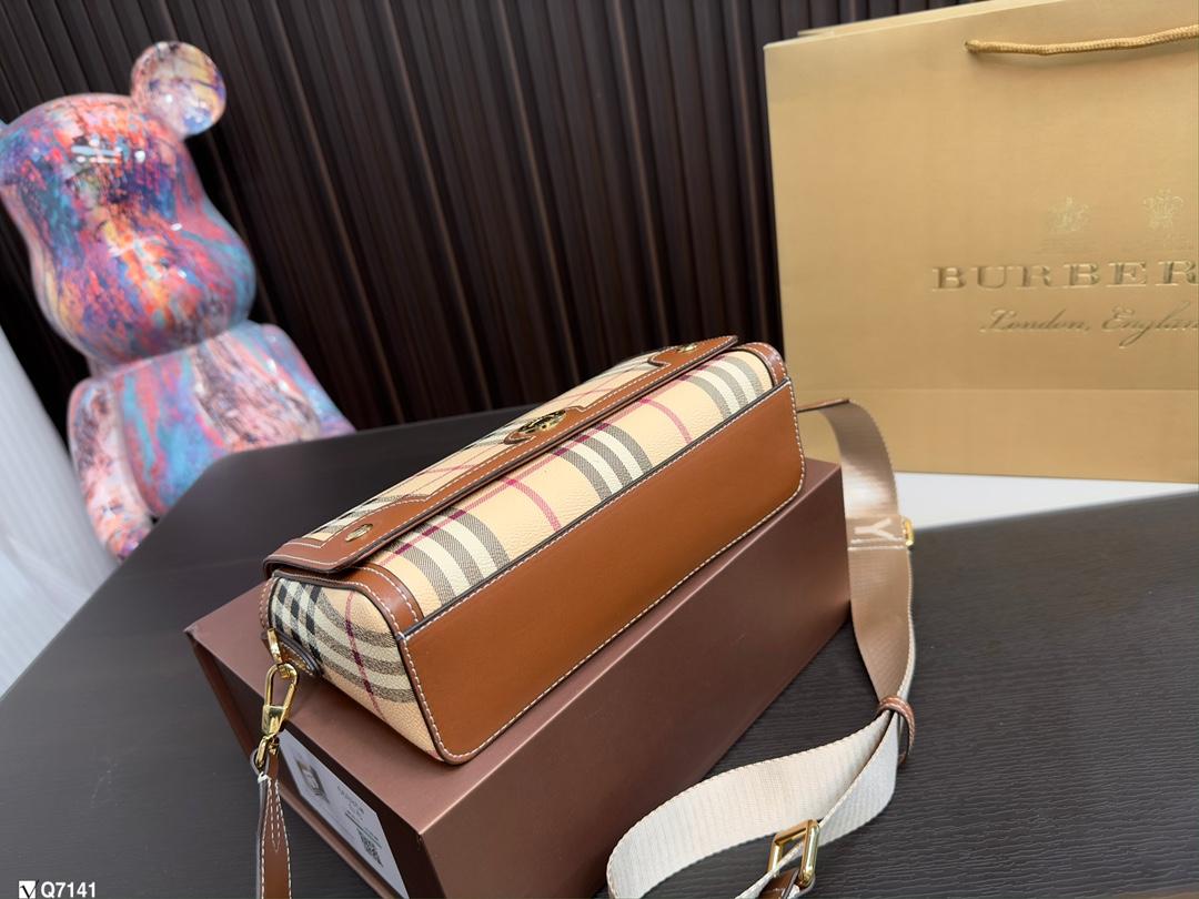 Replica Burberry Bag 15*24CM