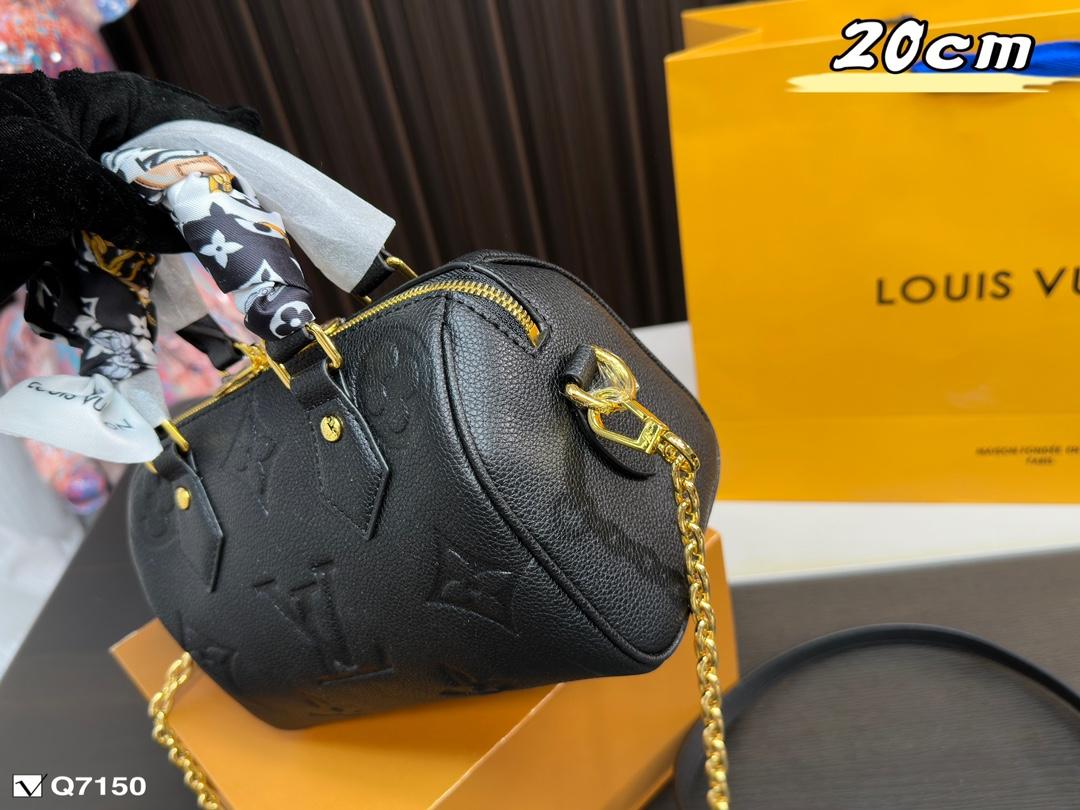 Replica Louis Vuitton Bag 13*CM