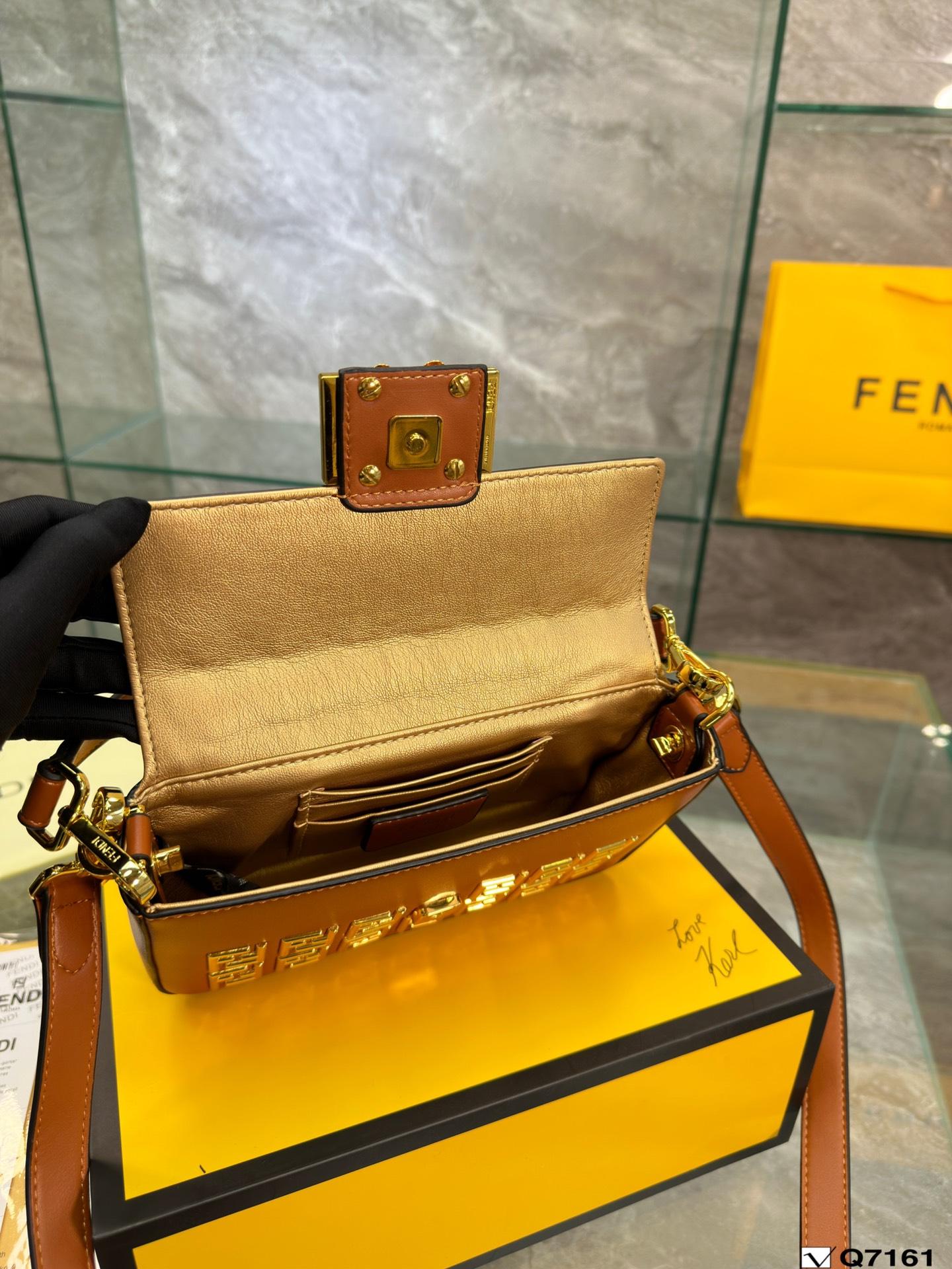 Replica Fendi Bag 22*13CM